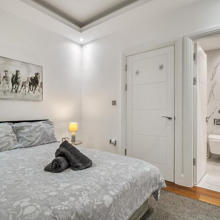 Villa 2 Bed 2 Bath Balcony View Wimbledon Tennis London Exterior foto